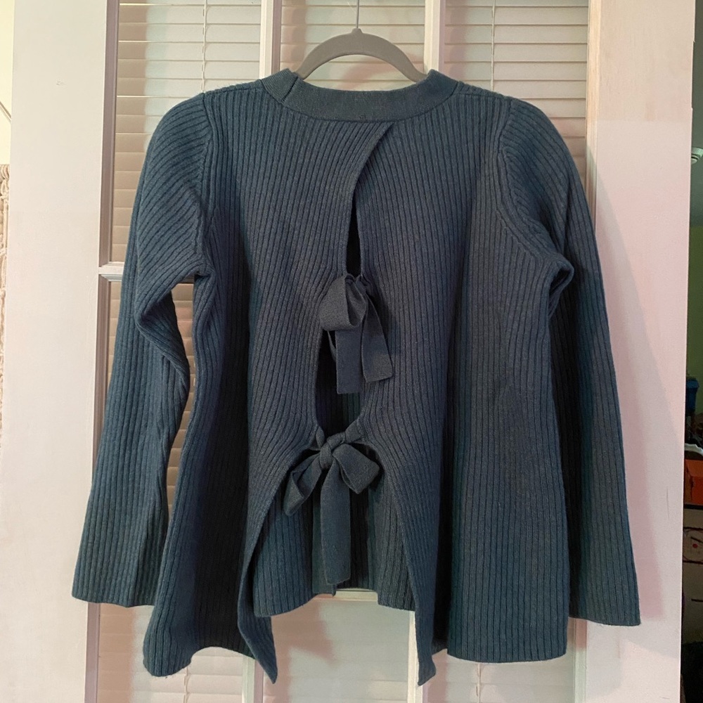 Open back sweater - Picture 5 of 5